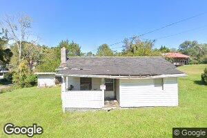 143 S Oak St, Lowgap, NC 27024
