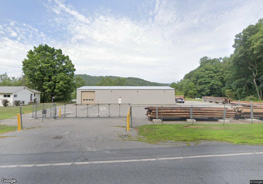 384 Plainfield Rd, West Lebanon, NH 03784 - photo 1