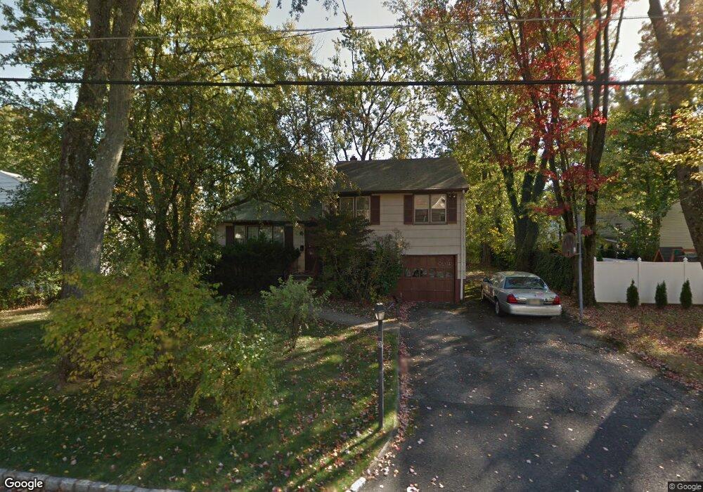 13 Elm Ln, Lake Hiawatha, NJ 07034 - photo 1