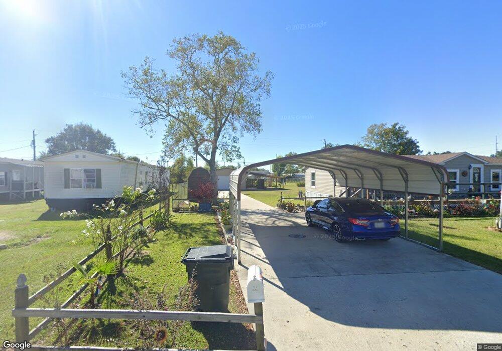 372 Mozart Dr, Houma, LA 70363 - photo 1