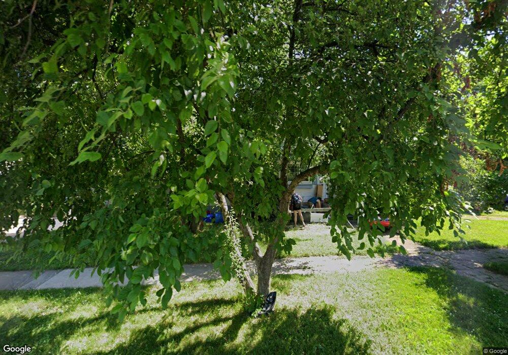 821 Neubert Ave, Flint, MI 48507 - photo 1