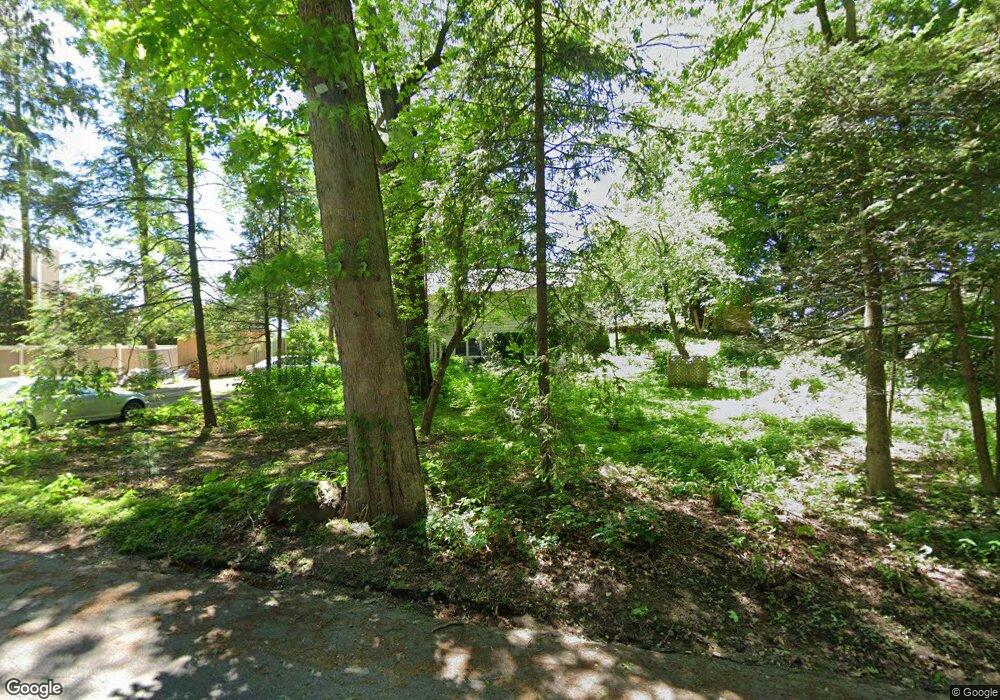 2 Alexander Ln, Croton On Hudson, NY 10520 - photo 1