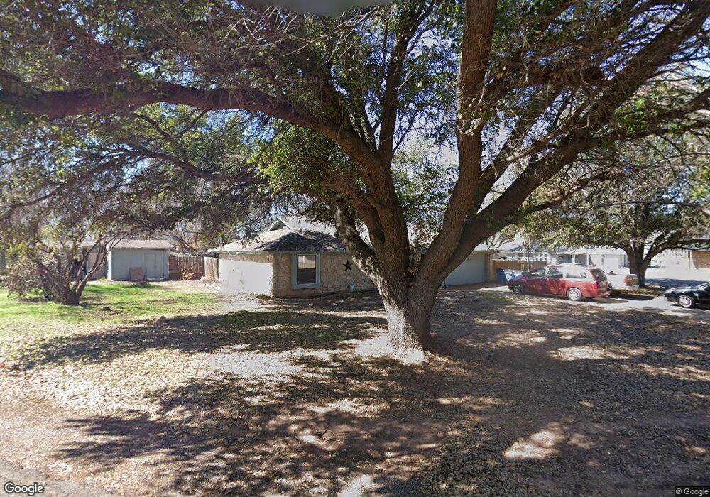 302 Casas Del Sur St, Granbury, TX 76049 - photo 1