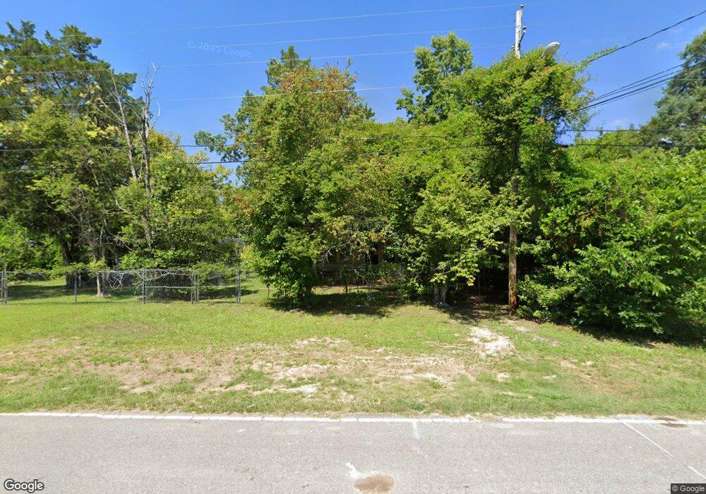 519 Campbell St, Camden, SC 29020 - photo 1