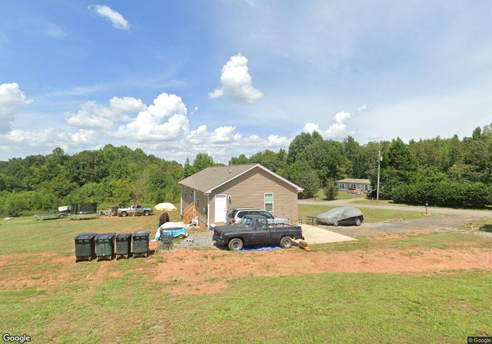 142 Forest Grove Dr, Statesville, NC 28625 - photo 1