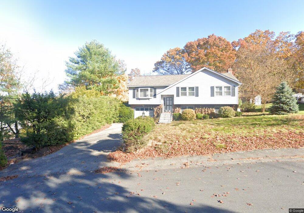 2 Cedarwood Rd, Woburn, MA 01801 - photo 1