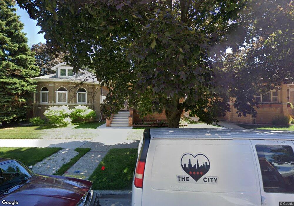 6455 N Mozart St, Chicago, IL 60645 - photo 1