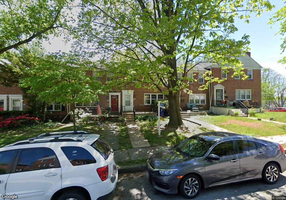 8105 Clyde Bank Rd, Parkville, MD 21234 - photo 1