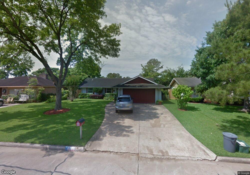 16910 Star Dale Ln, Friendswood, TX 77546 - photo 1