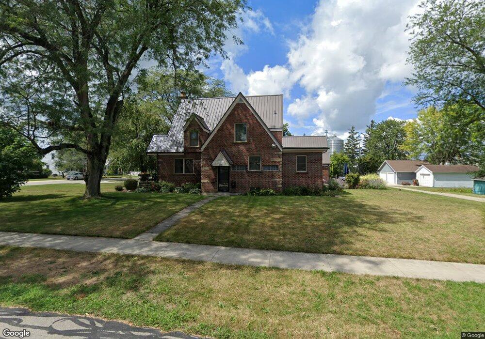 606 Columbia St, Berne, IN 46711 - photo 1