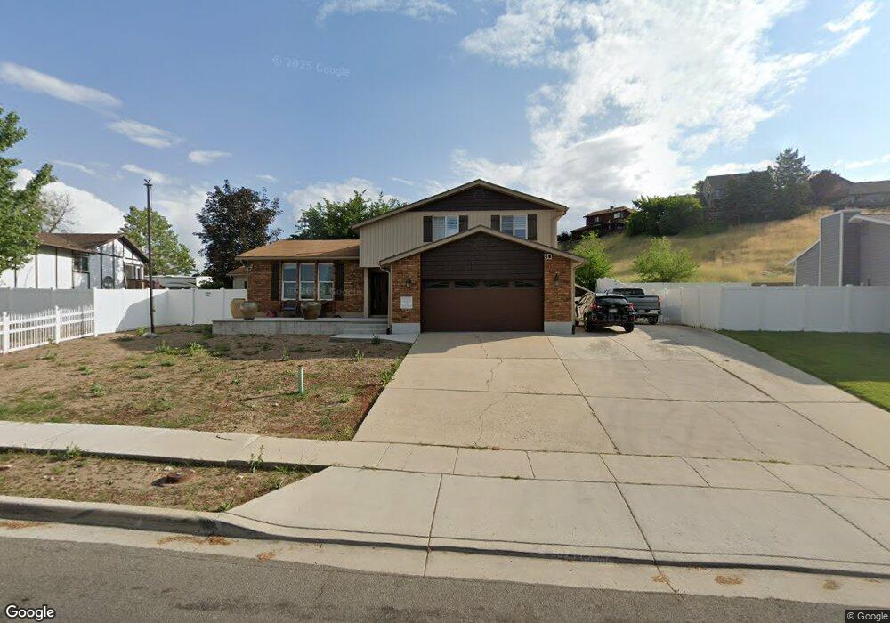 1535 Waters Ln, Sandy, UT 84093 - photo 1