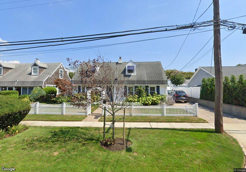 68 Dutchess Blvd, Atlantic Beach, NY 11509 - photo 1