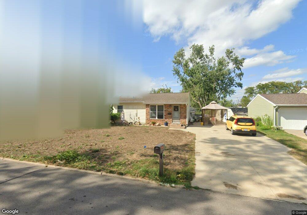 3130 Coral Ln SW, Cedar Rapids, IA 52404 - photo 1