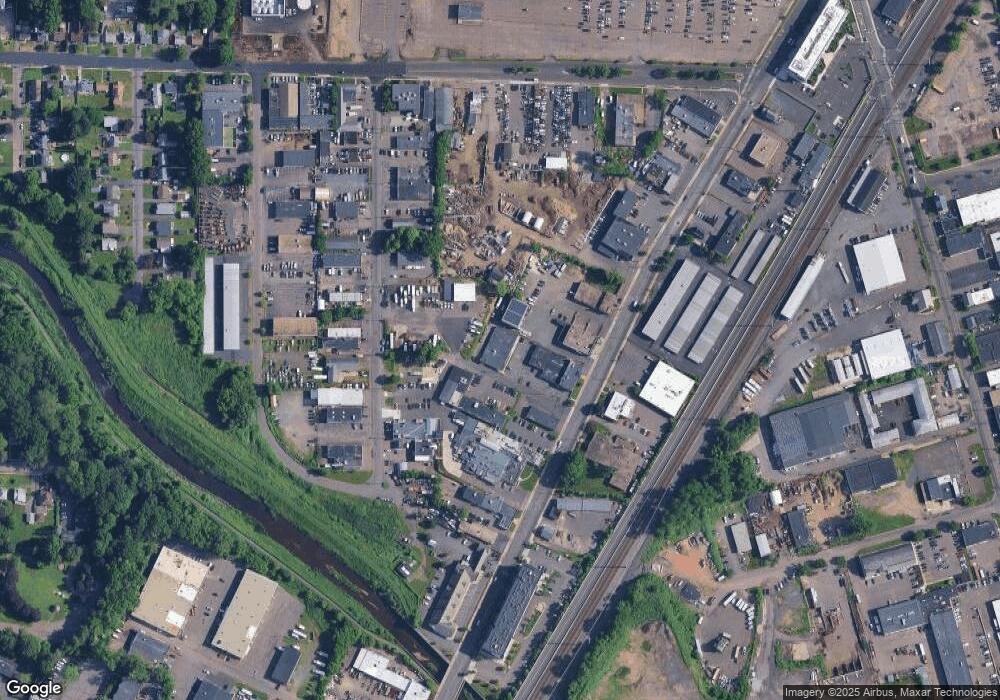 591 New Park Ave, West Hartford, CT 06110 - photo 1