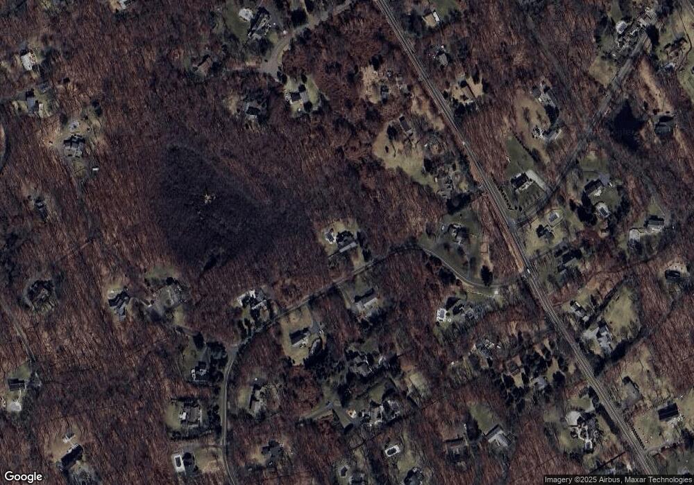 58 Trails End Rd, Weston, CT 06883 - photo 1