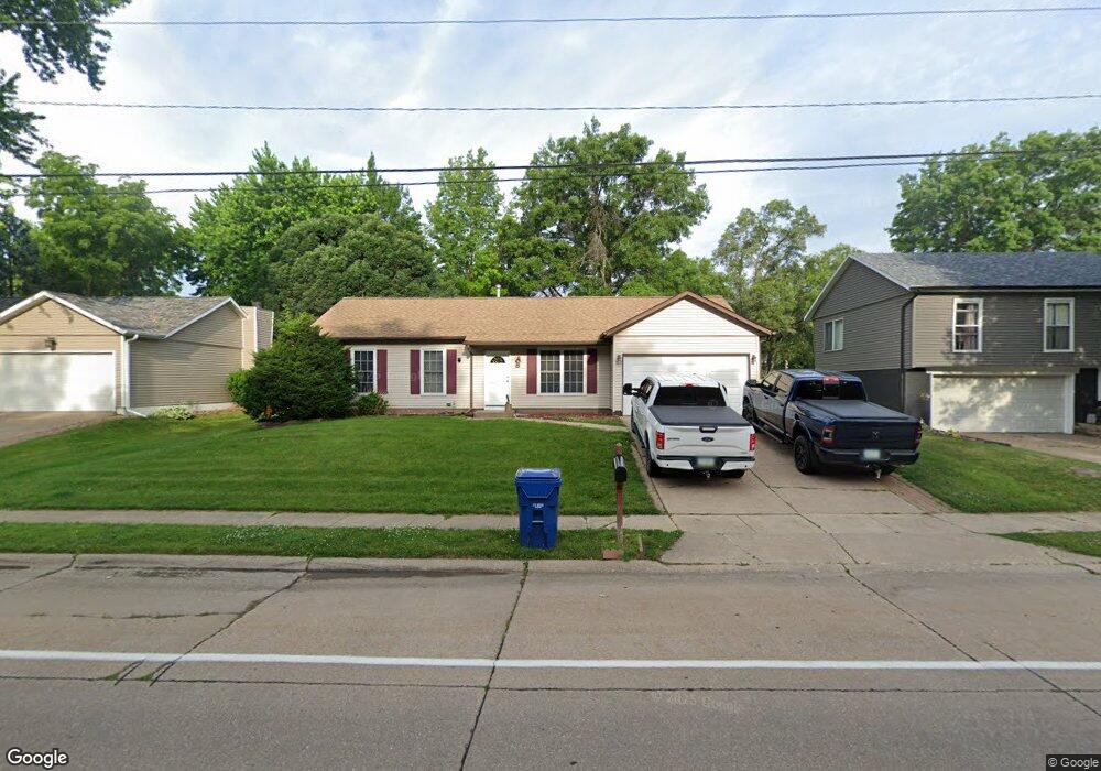5444 N Marquette St, Davenport, IA 52806 - photo 1