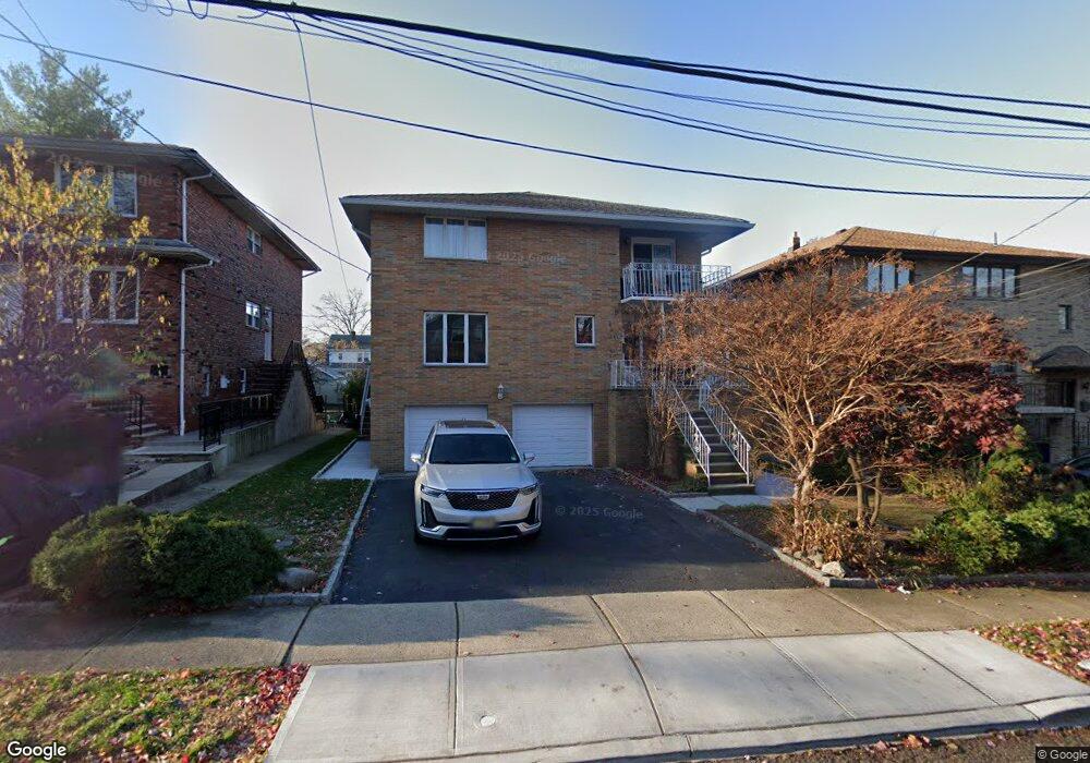 682 Day Ave, Ridgefield, NJ 07657 - photo 1