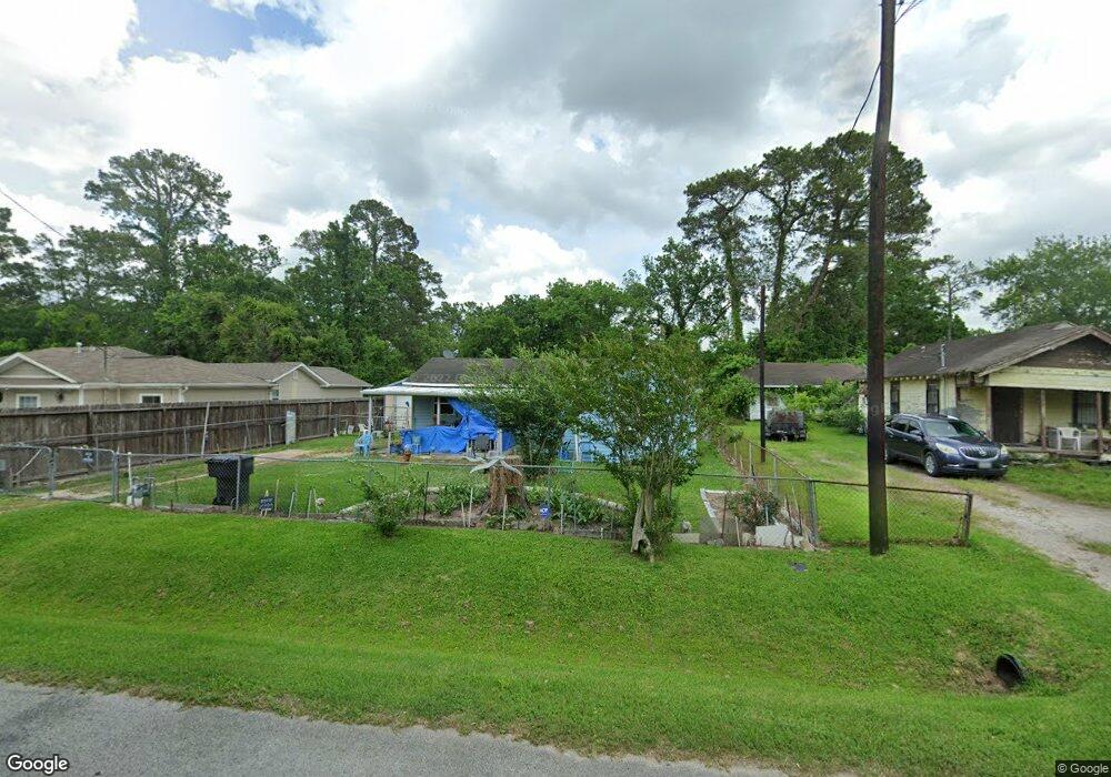 10540 Wicklowe St, Houston, TX 77016 - photo 1