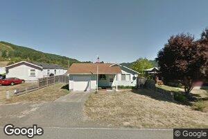 279 Oak St, Yoncalla, OR 97499