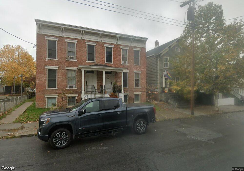 325 State St unit 3, Hudson, NY 12534 - photo 1