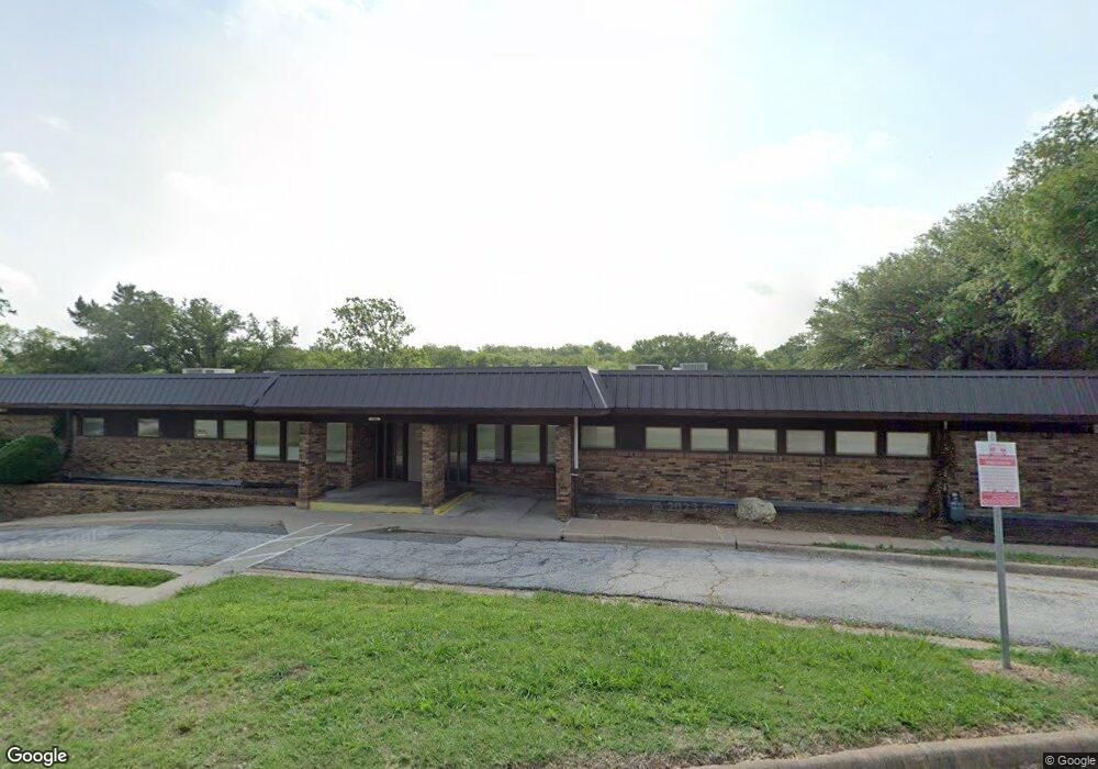 100 Memorial Dr, Denison, TX 75020 - photo 1