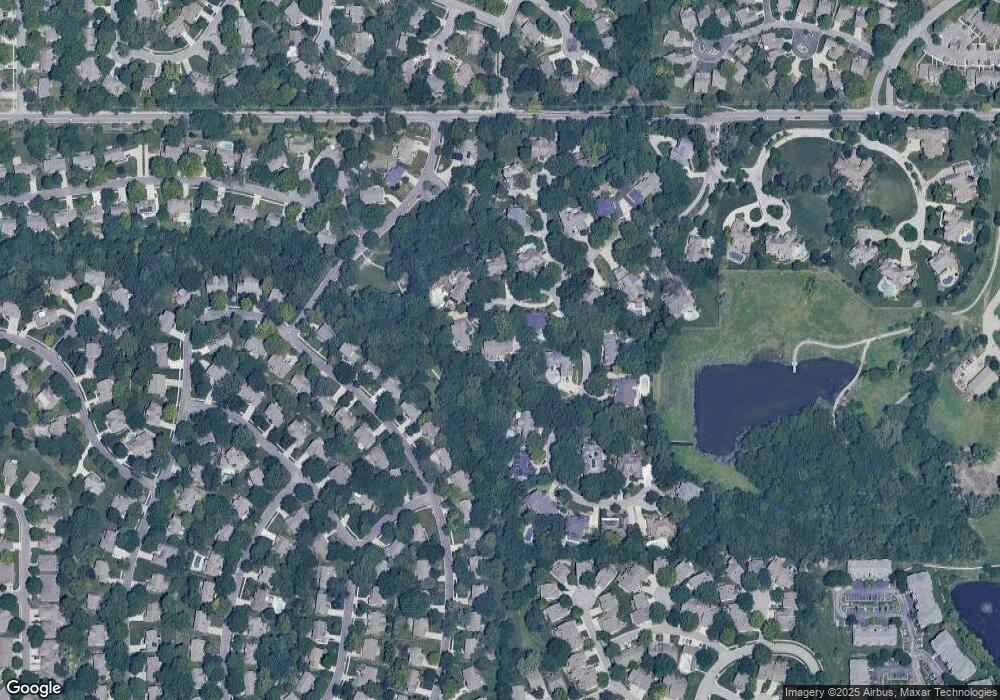 8371 Maplewood Dr, Lenexa, KS 66215 - photo 1