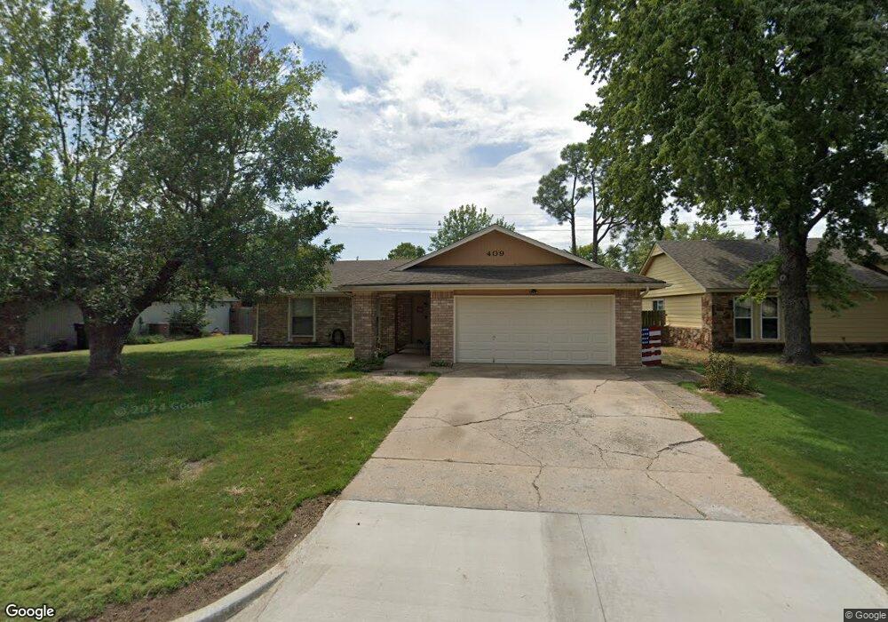 409 W Utica Place, Broken Arrow, OK 74011 - photo 1
