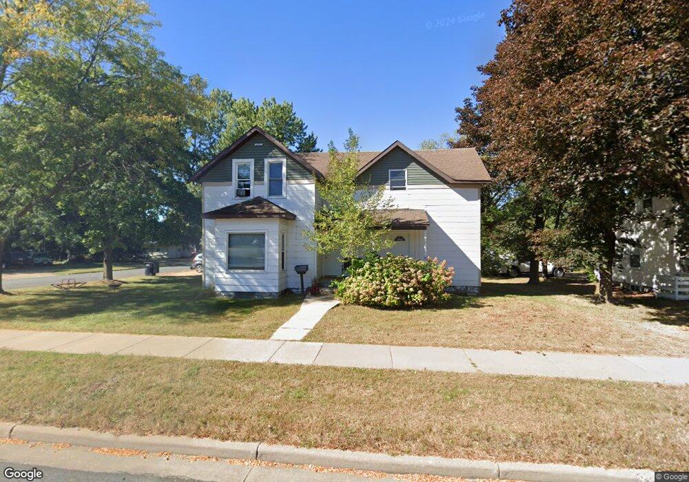 1121 9th St E, Menomonie, WI 54751 - photo 1