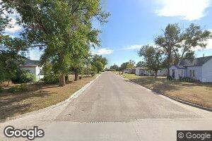 202 S 6th St, Leoti, KS 67861