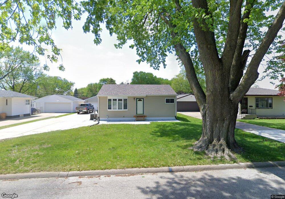1274 Scott Ave, Waterloo, IA 50701 - photo 1