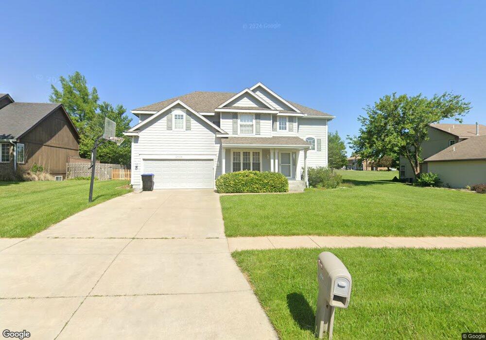 2638 SW Lagito Dr, Topeka, KS 66614 - photo 1