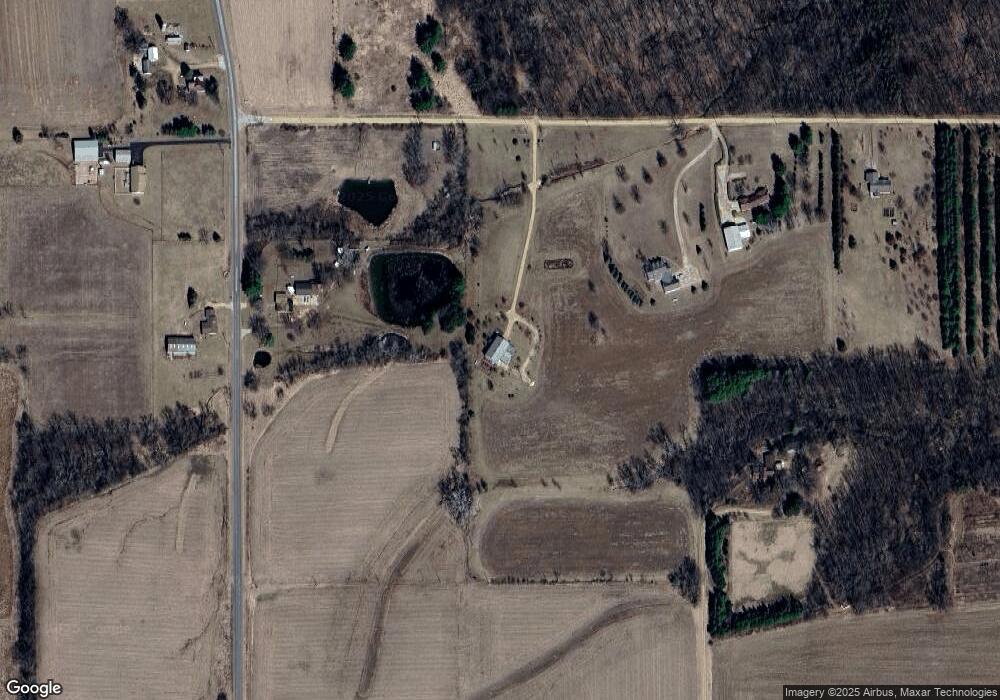 11773 W Dunloggin Rd, Lena, IL 61048 - photo 1