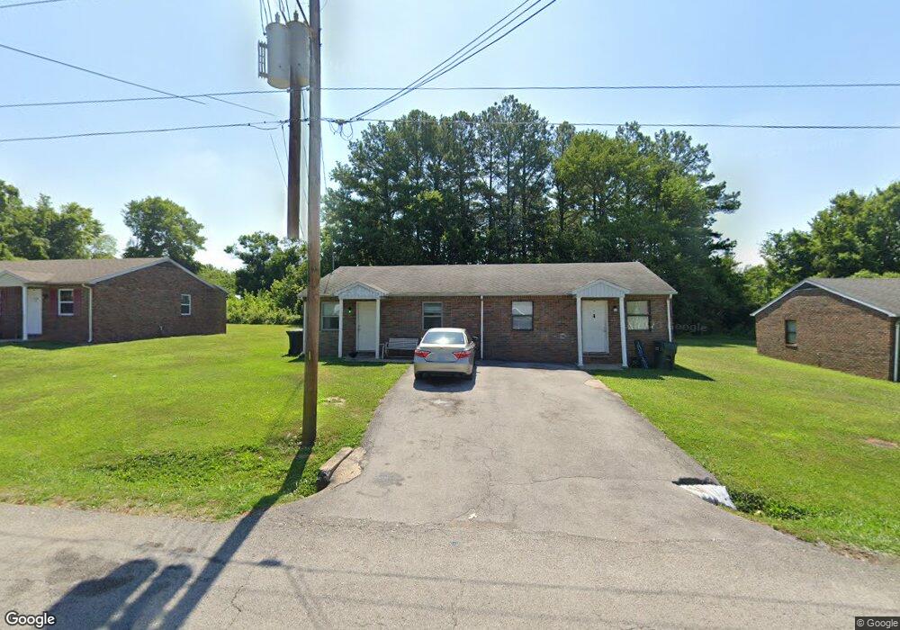 618 Colonelette Dr, Hopkinsville, KY 42240 - photo 1