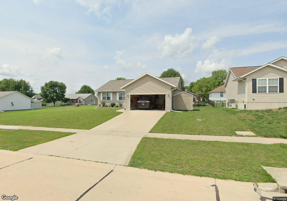 206 Meadow Breeze Ln, Center Point, IA 52213 - photo 1