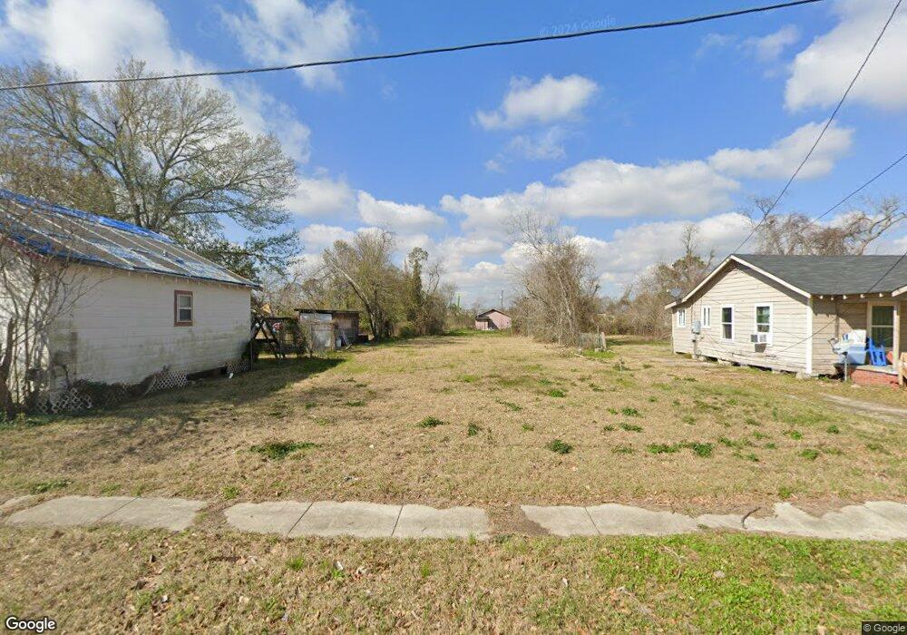917 N Lyons St, Lake Charles, LA 70601 - photo 1