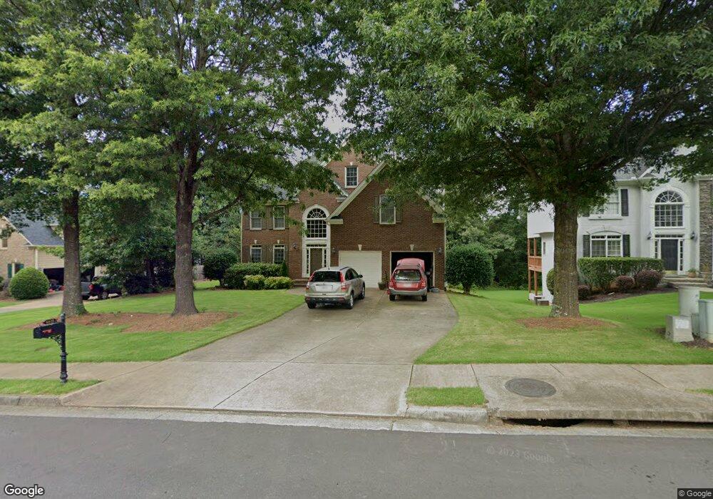 4035 Hillcrest View Ct, Suwanee, GA 30024 - photo 1