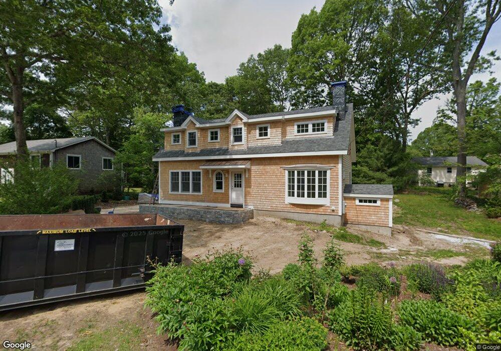 214 Hemlock Rd, Wakefield, RI 02879 - photo 1