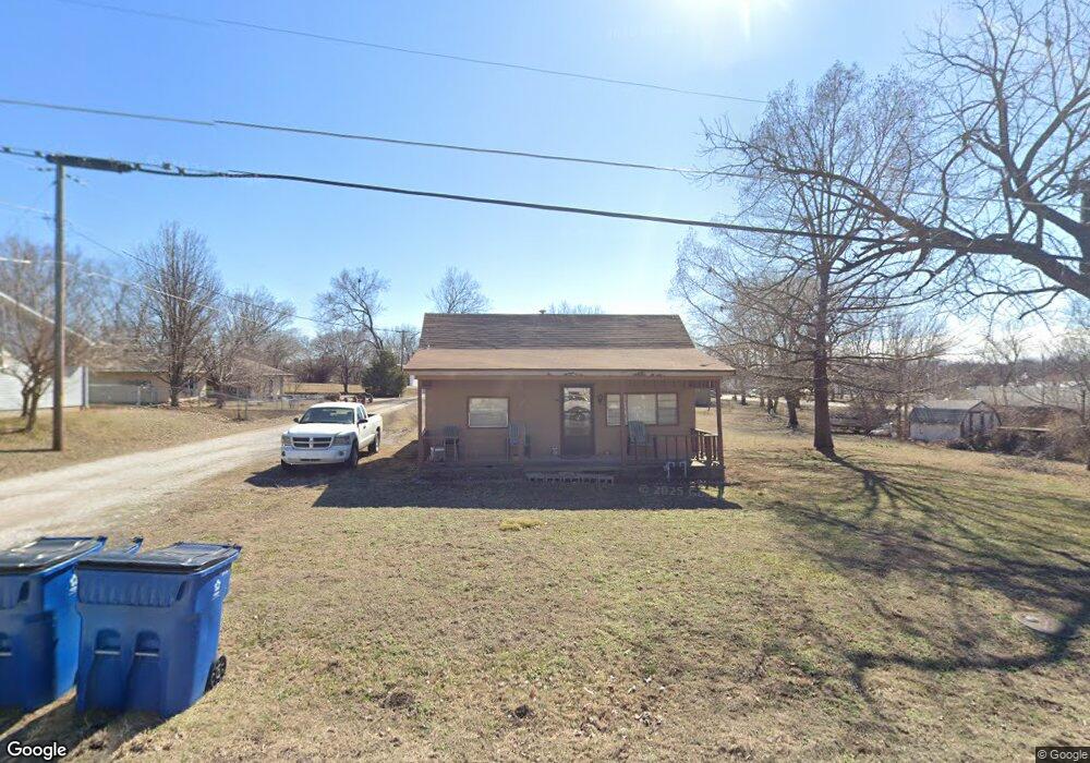 504 Locust St, Carl Junction, MO 64834 - photo 1