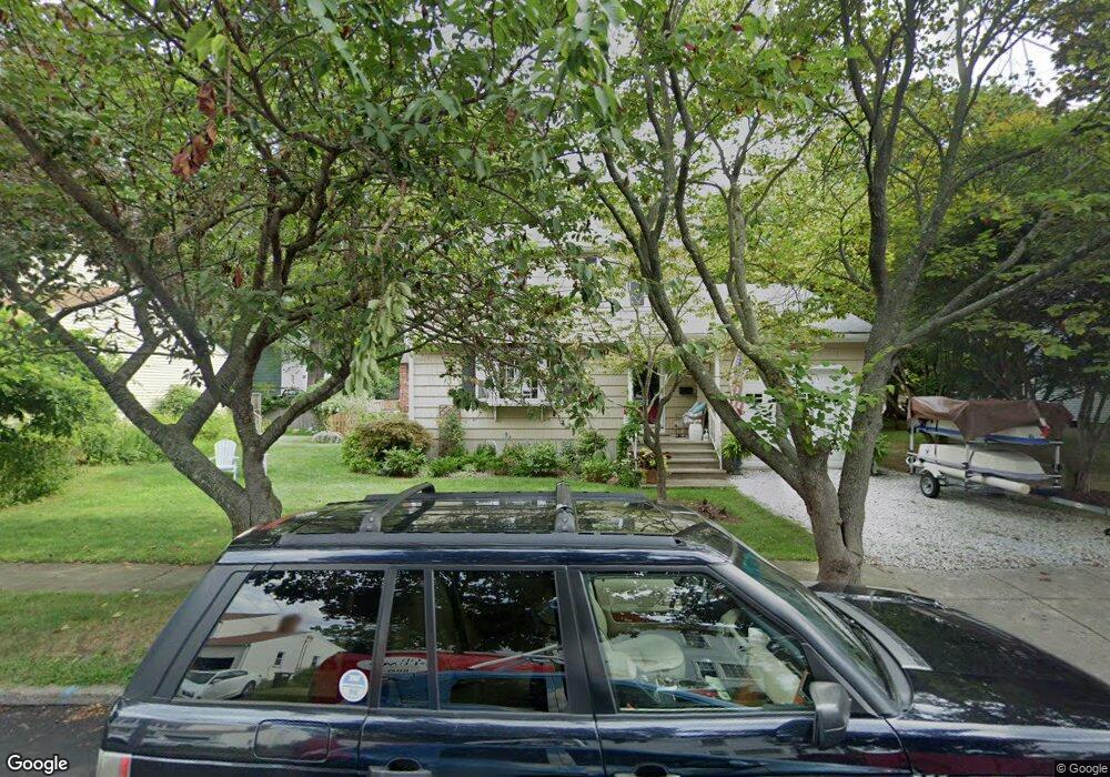 205 Longdean Rd, Fairfield, CT 06824 - photo 1