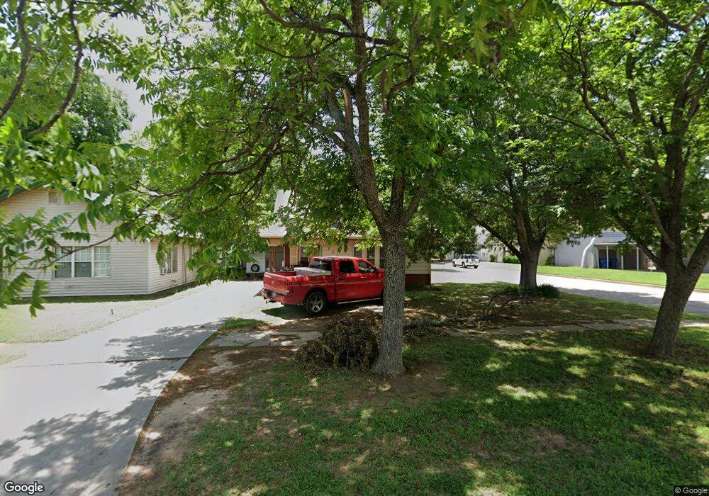 1114 W Cedar Ave, Duncan, OK 73533 - photo 1