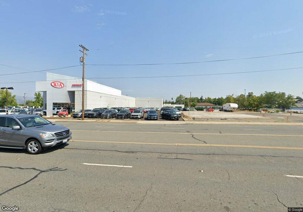 444 E Cypress Ave, Redding, CA 96002 - photo 1