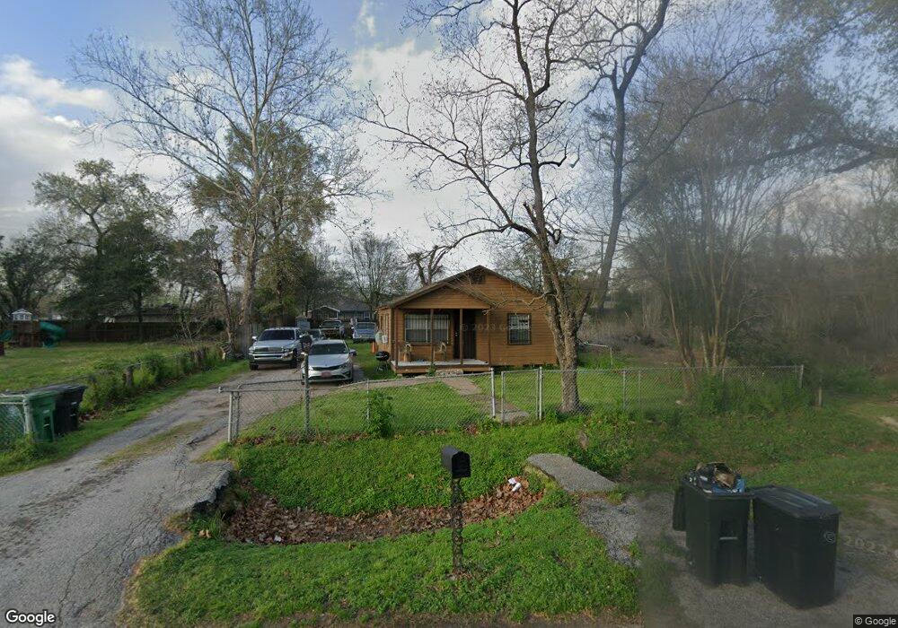 1086 Junell St, Houston, TX 77088 - photo 1