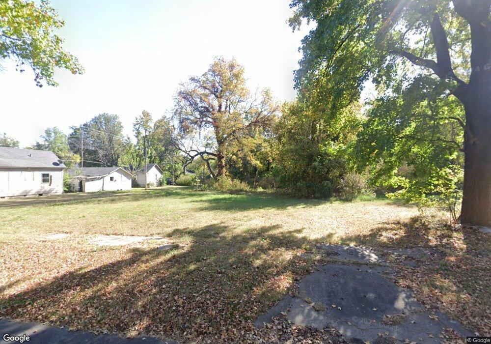 2011 Columbus St, Muskogee, OK 74401 - photo 1