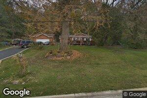 1132 Pioneer Rd, Algonquin, IL 60102