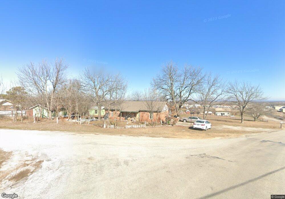 102 Baley Ct, Springtown, TX 76082 - photo 1