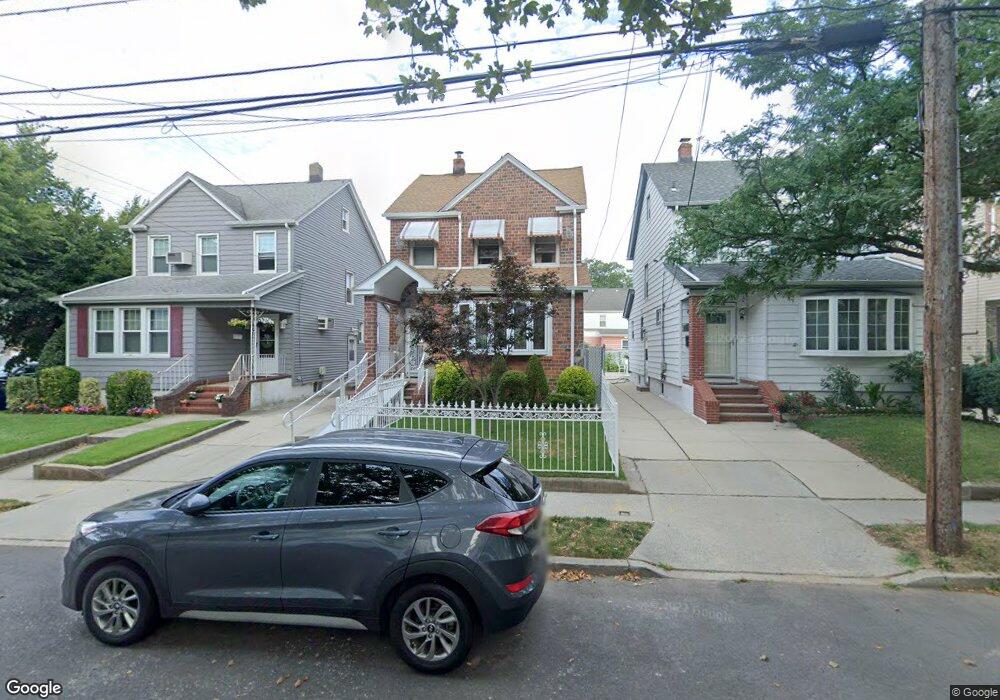 8856 239th St, Bellerose, NY 11426 - photo 1