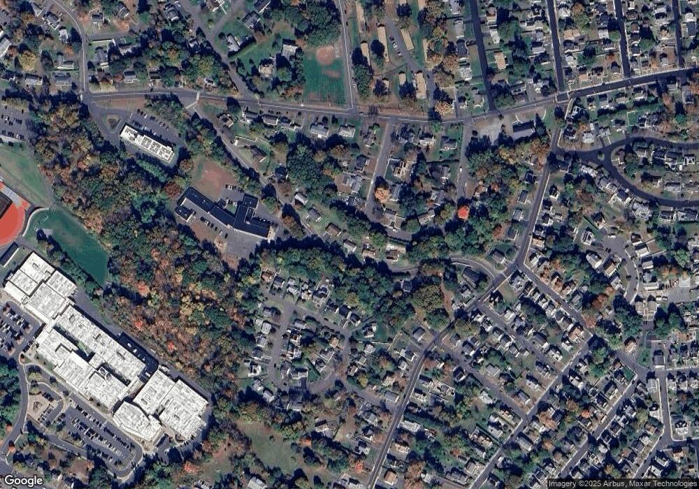 61 Pine St, Naugatuck, CT 06770 - photo 1