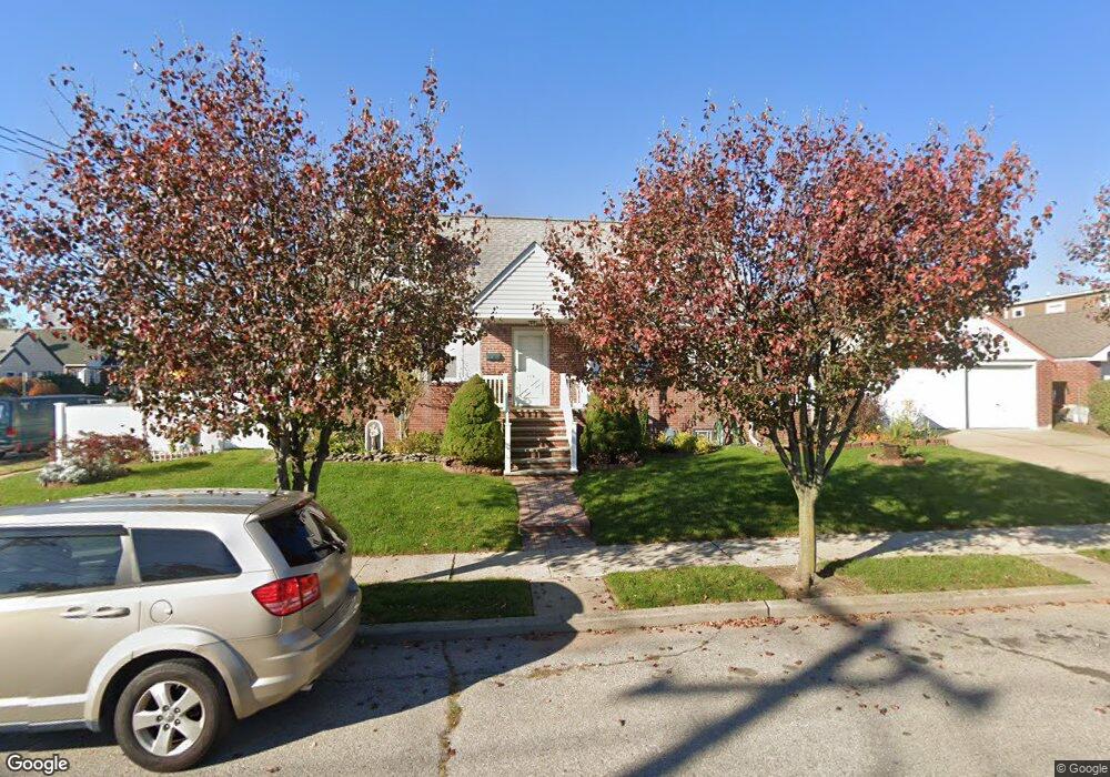 116 Randolph Ave, Franklin Square, NY 11010 - photo 1