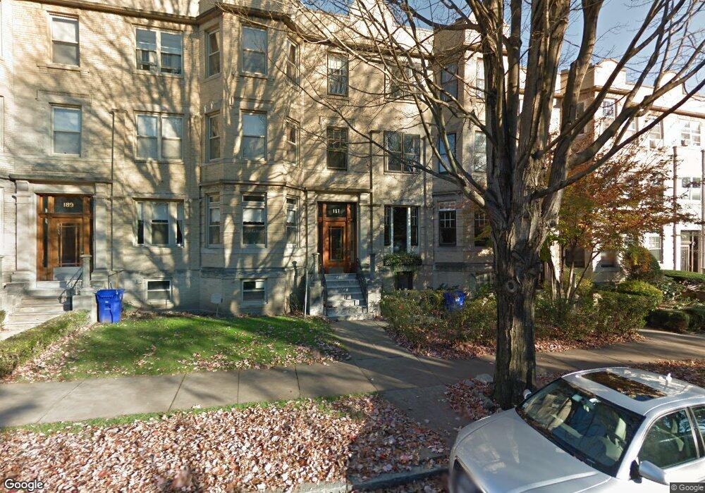 187 Babcock St unit 2, Brookline, MA 02446 - photo 1