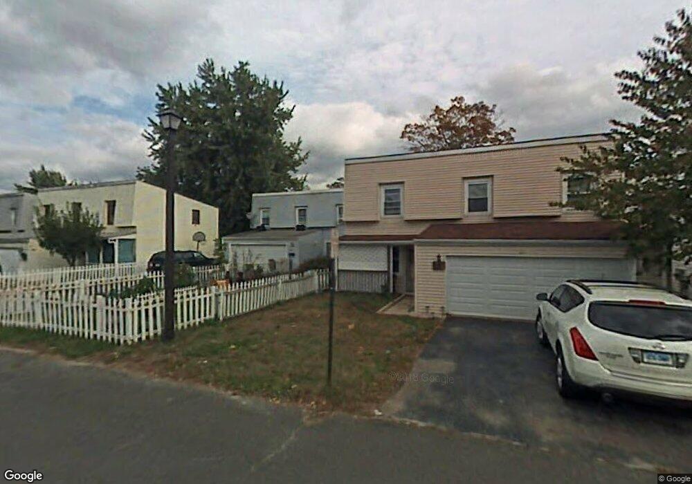 18 Inverness Ln unit 18, Middletown, CT 06457 - photo 1